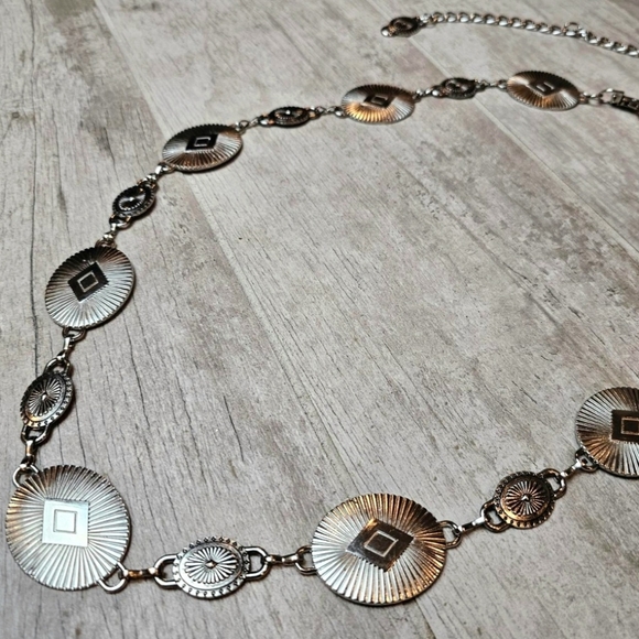 Geomertric Boho Antique-Silver Statement Belt - Picture 3 of 8